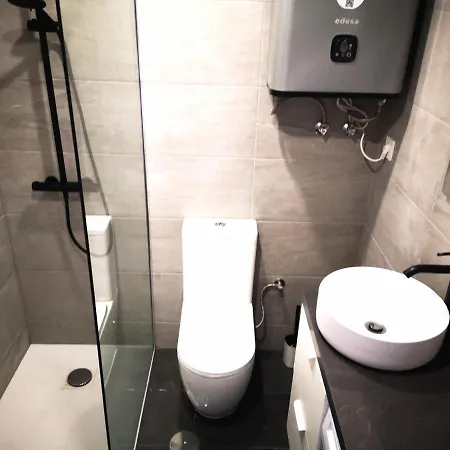 Апартаменты With Terrace And Pool Торевьиа